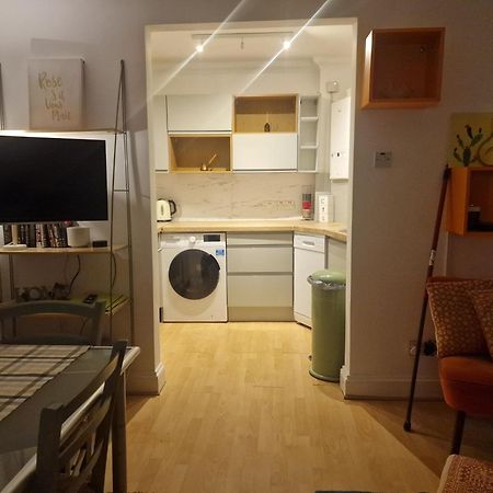 Apartament Brondesbury Arms Londyn Zewnętrze zdjęcie